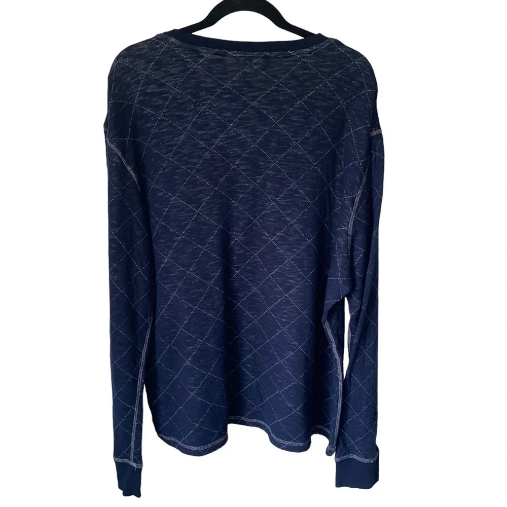 Bar III Men’s Lightweight Navy Blue Diamond Pattern V-Neck Sweater Size XL - Picture 2 of 6